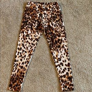 Lularoe leopard leggings. One size. OS.